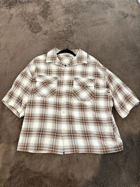 GU Plaid Button Down Shirt in Brown & White